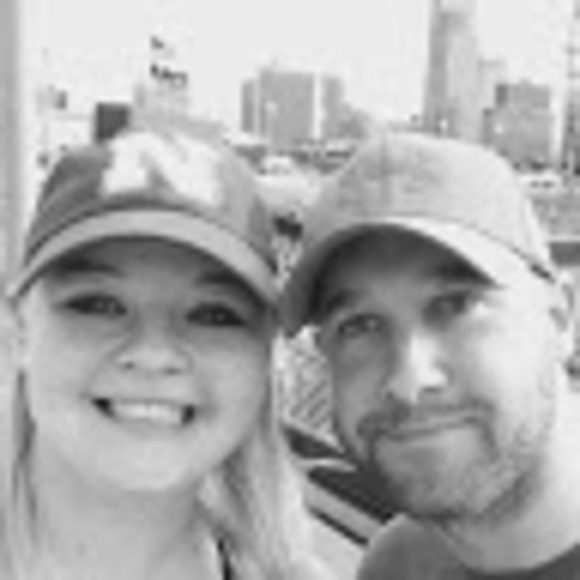 Meet your Posher, Amanda - Picture 1 of 1